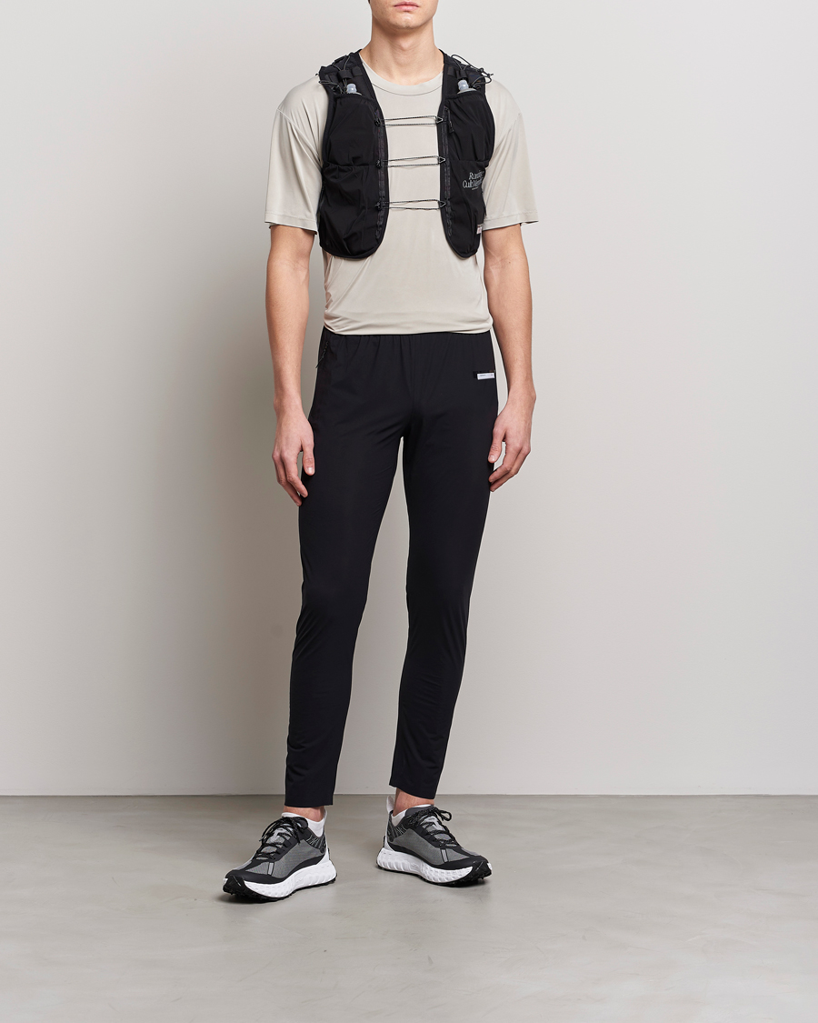 Uomini | Satisfy Justice Cordura Hydration Vest Black | Satisfy | Justice Cordura Hydration Vest Black