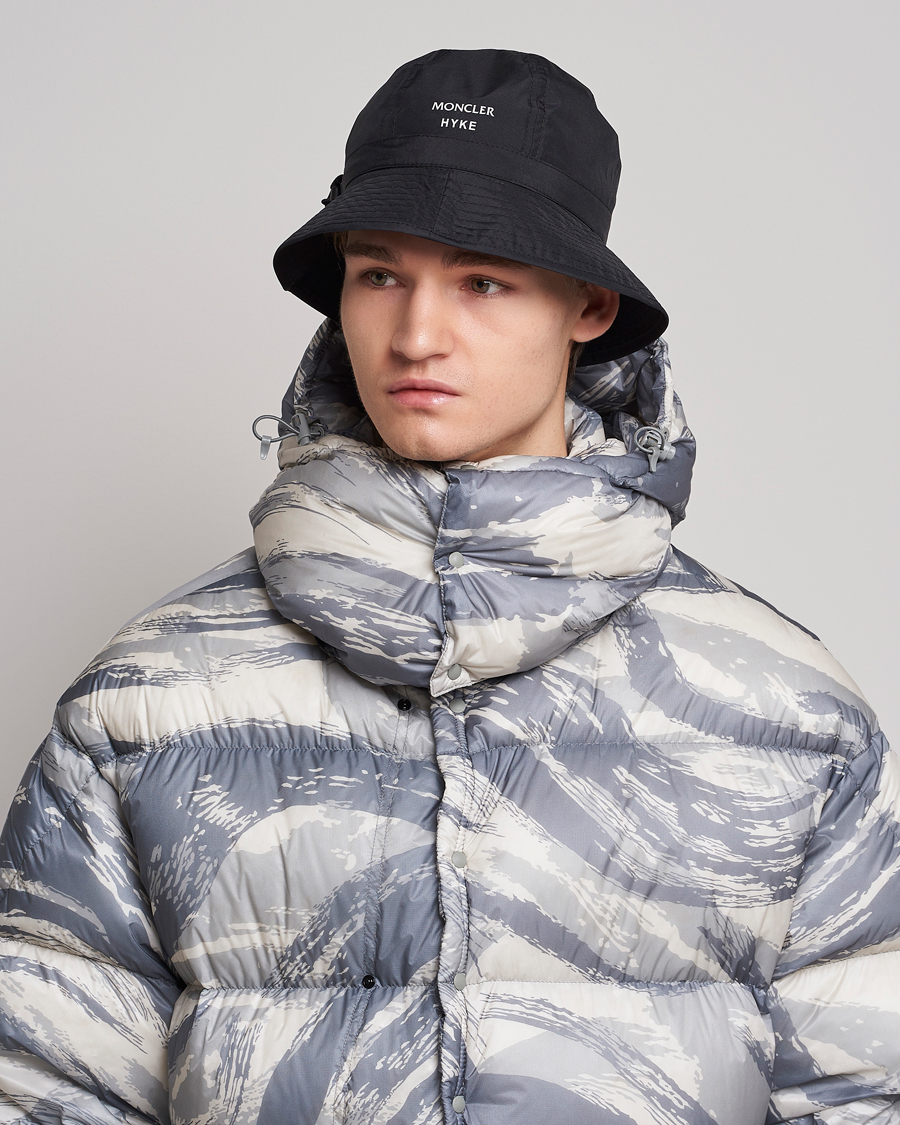 Uomini | 4 Moncler Hyke Bucket Hat Black | Moncler Genius | 4 Moncler Hyke Bucket Hat Black