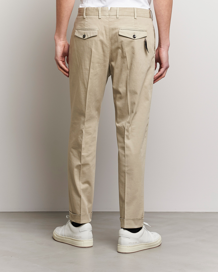 Uomini | Pantaloni | PT01 | Slim Fit Pleated Linen Blend Trousers Beige