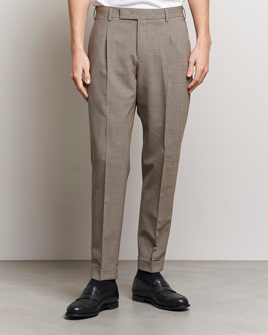 Uomini | Pantaloni | PT01 | Slim Fit Pleated Soft Wool Trousers Beige