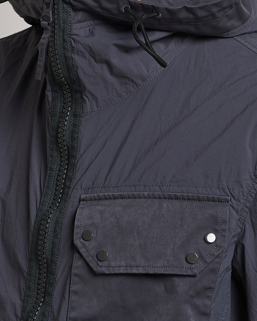 Uomini | Giacche | Ten c | Garment Dyed Nylon Hooded Jacket Blue Grey