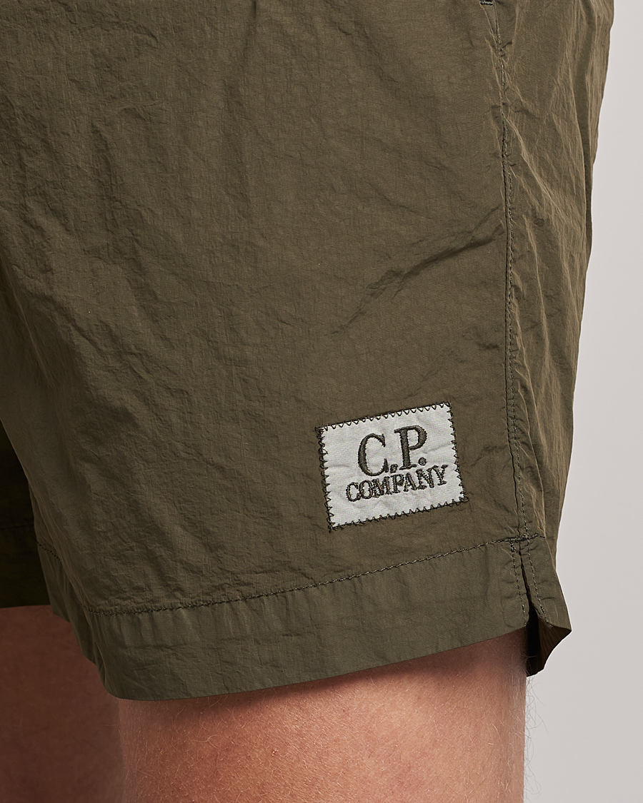 Uomini | Costumi da bagno | C.P. Company | Flatt Nylon Garment Dyed Swimshorts Olive