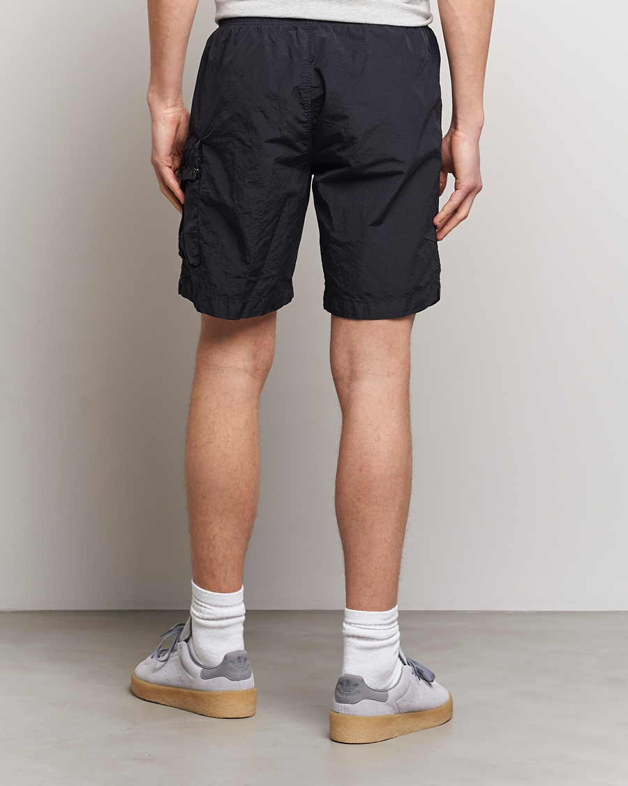 Uomini | Pantaloncini | C.P. Company | Flatt Nylon Garment Dyed Shorts Black