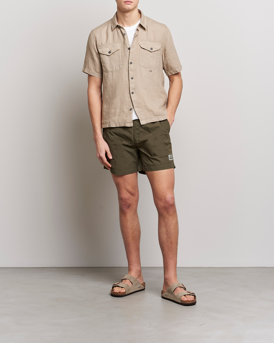 Uomini | Camicie | C.P. Company | Short Sleeve Pocket Linen Shirt Taupe