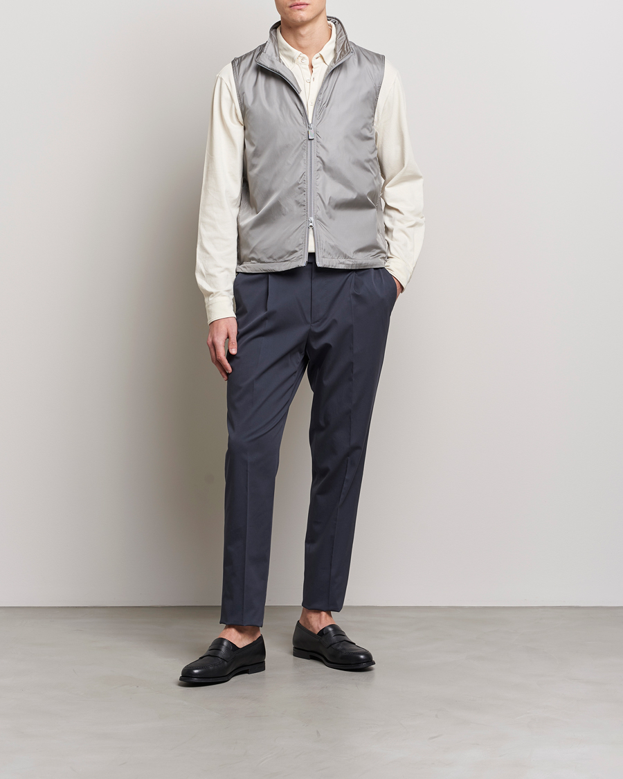 Uomini | Gilet | Aspesi | Vernes Nylon Gilet Grey