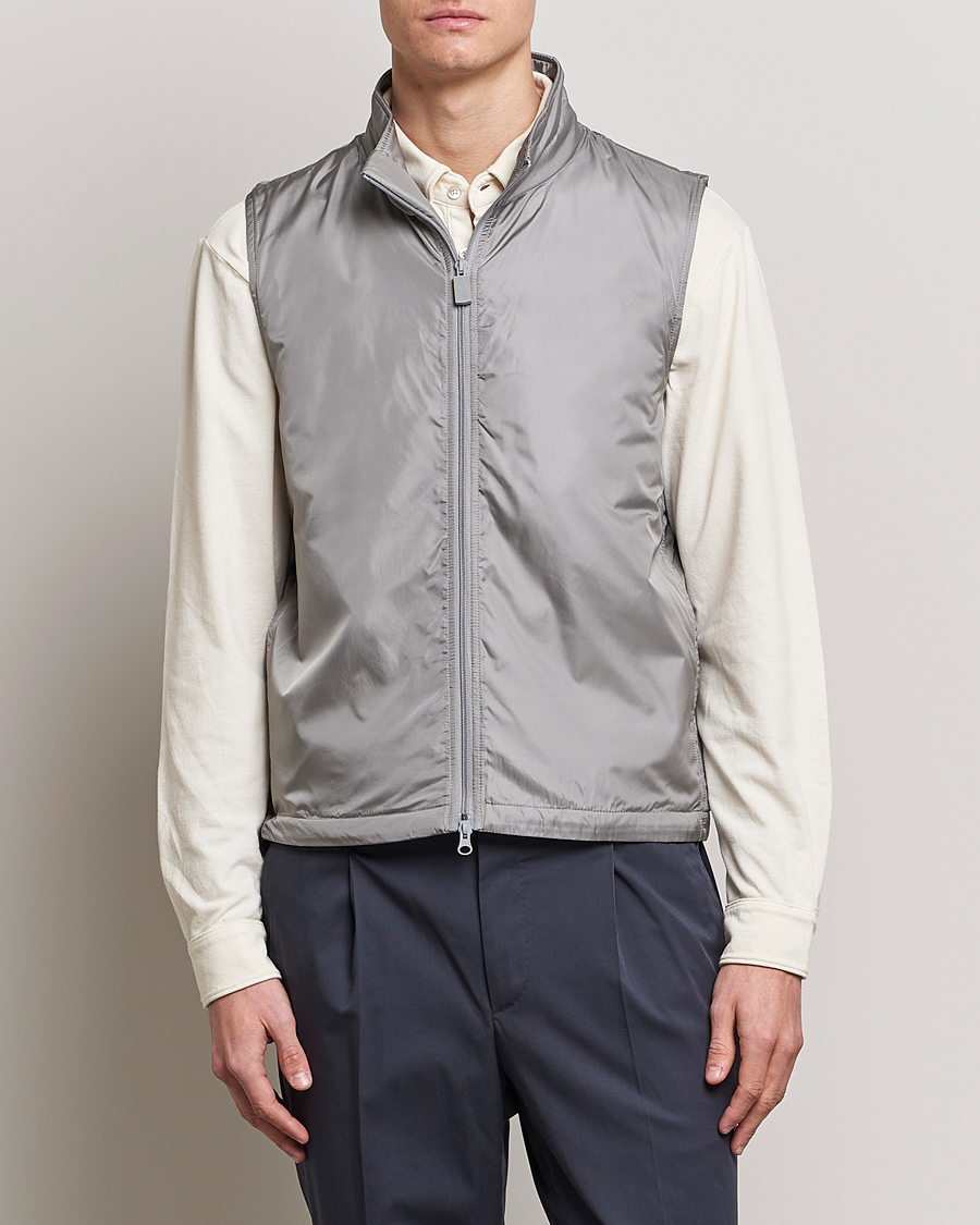 Uomini | Gilet | Aspesi | Vernes Nylon Gilet Grey