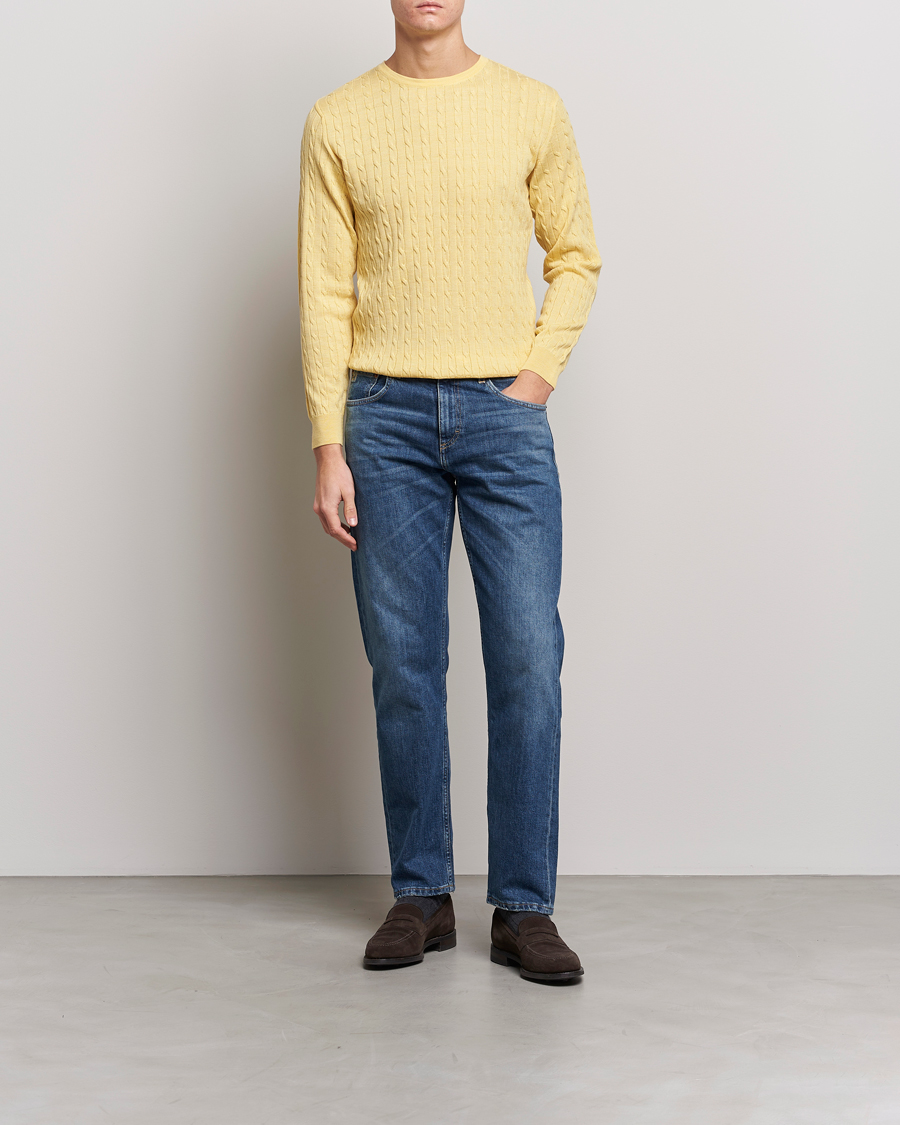 Uomini | Maglieria | Stenströms | Merino Cable Crew Neck Yellow