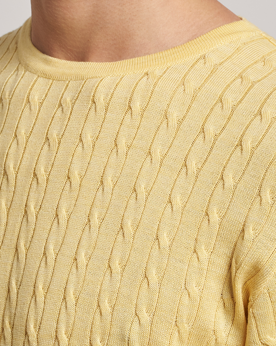 Uomini | Maglieria | Stenströms | Merino Cable Crew Neck Yellow