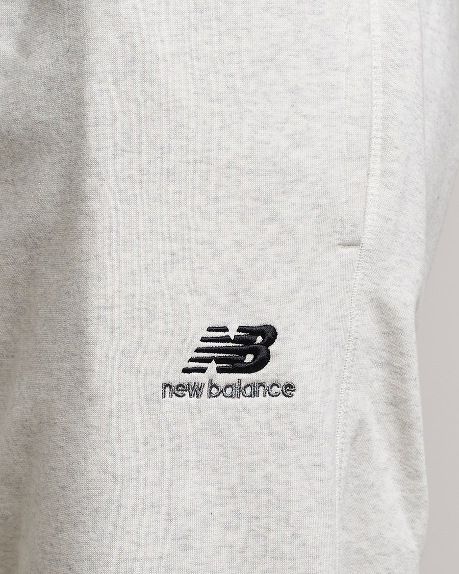 Uomini | Pantaloni | New Balance | Essentials Sweatpants Sea Salt Heather
