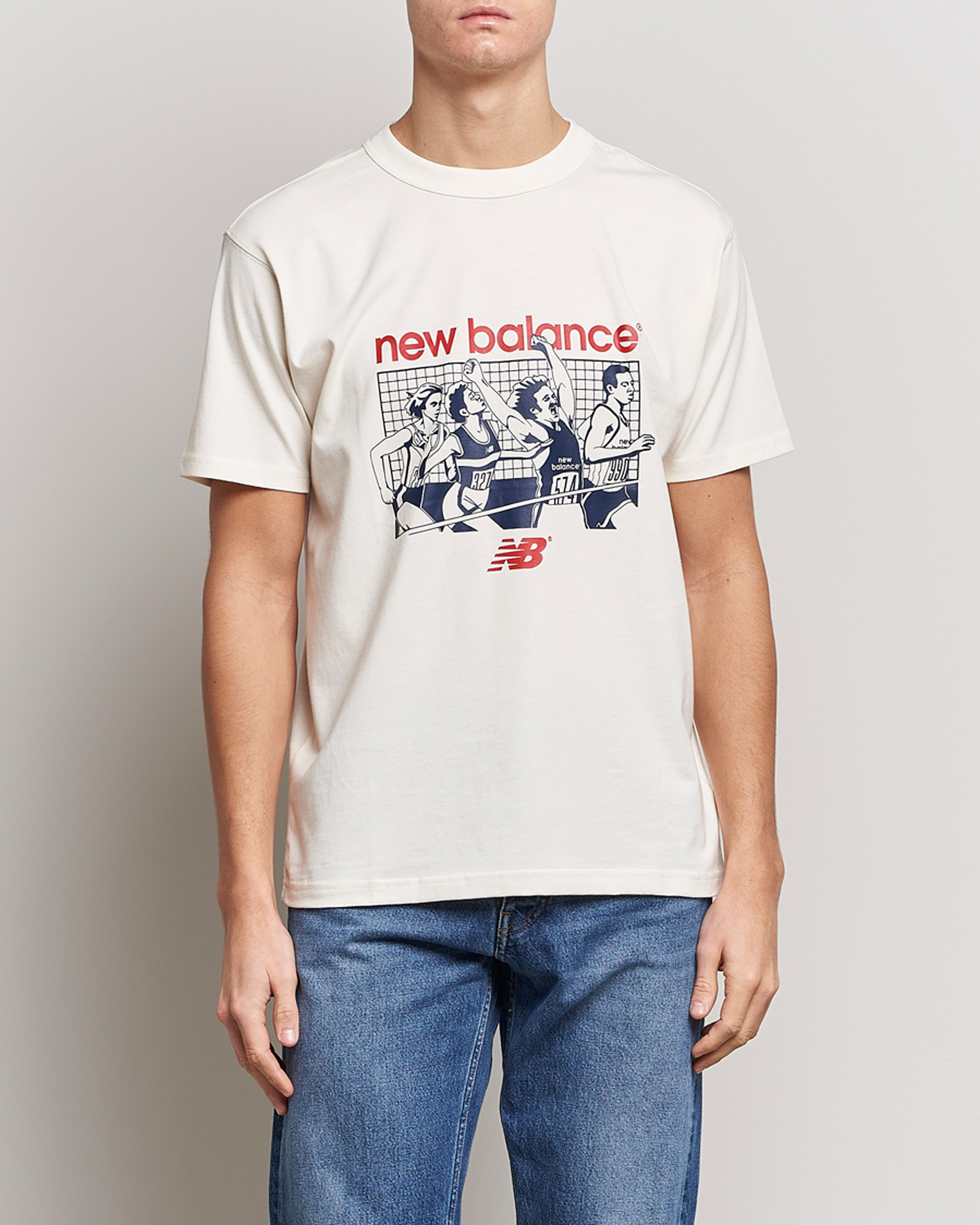 Uomini | T-shirt | New Balance | Athletics 90s Graphic T-Shirt Greige