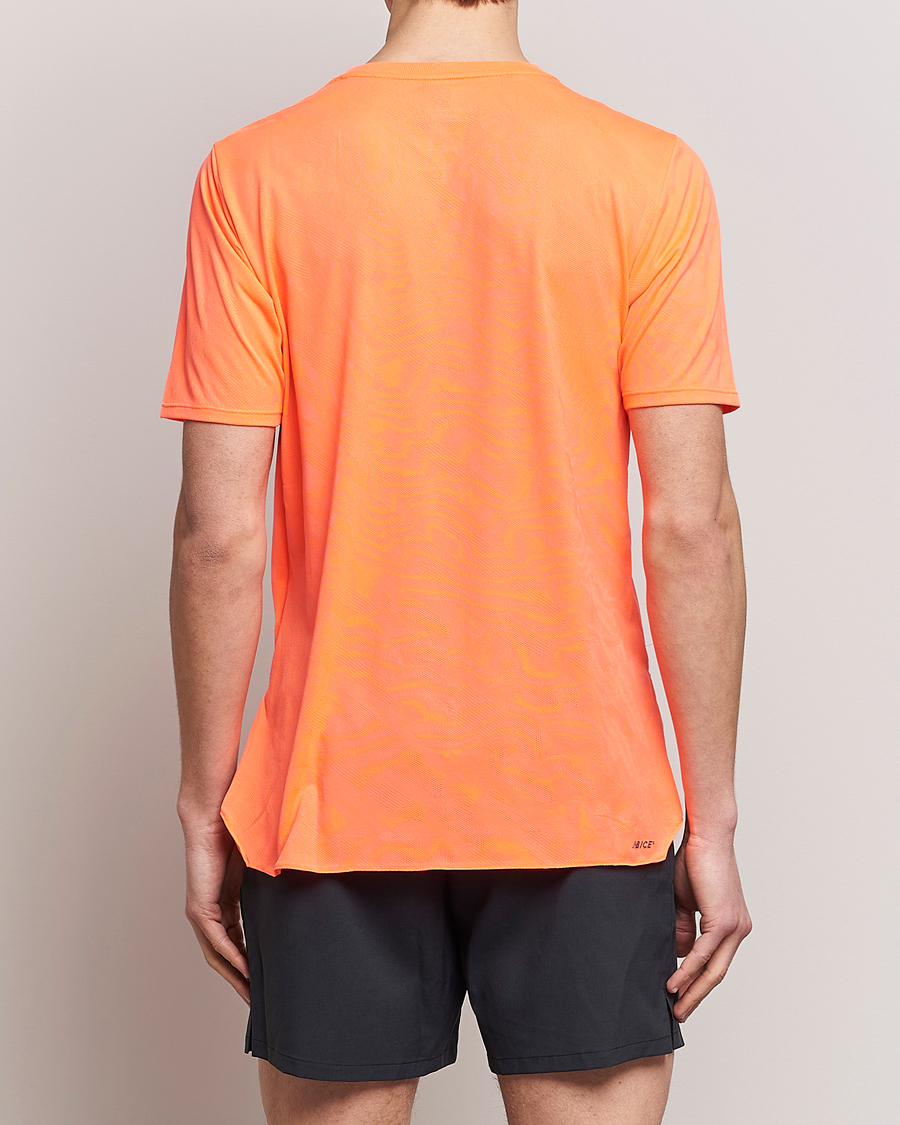 Uomini | T-shirt | New Balance Running | Q Speed Jacquard T-Shirt Neon Dragonfly