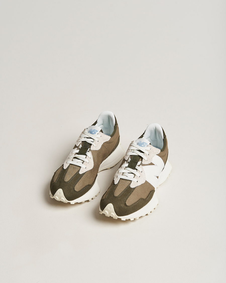 Uomini | New Balance 327 Sneakers Military Olive | New Balance | 327 Sneakers Military Olive