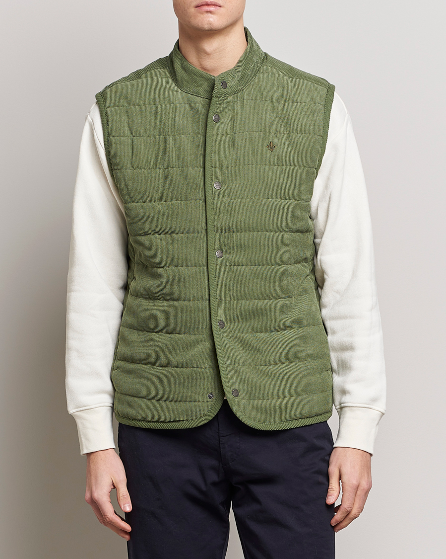 Uomini | Gilet | Morris | Woburn Baby Cord Vest Sage Green