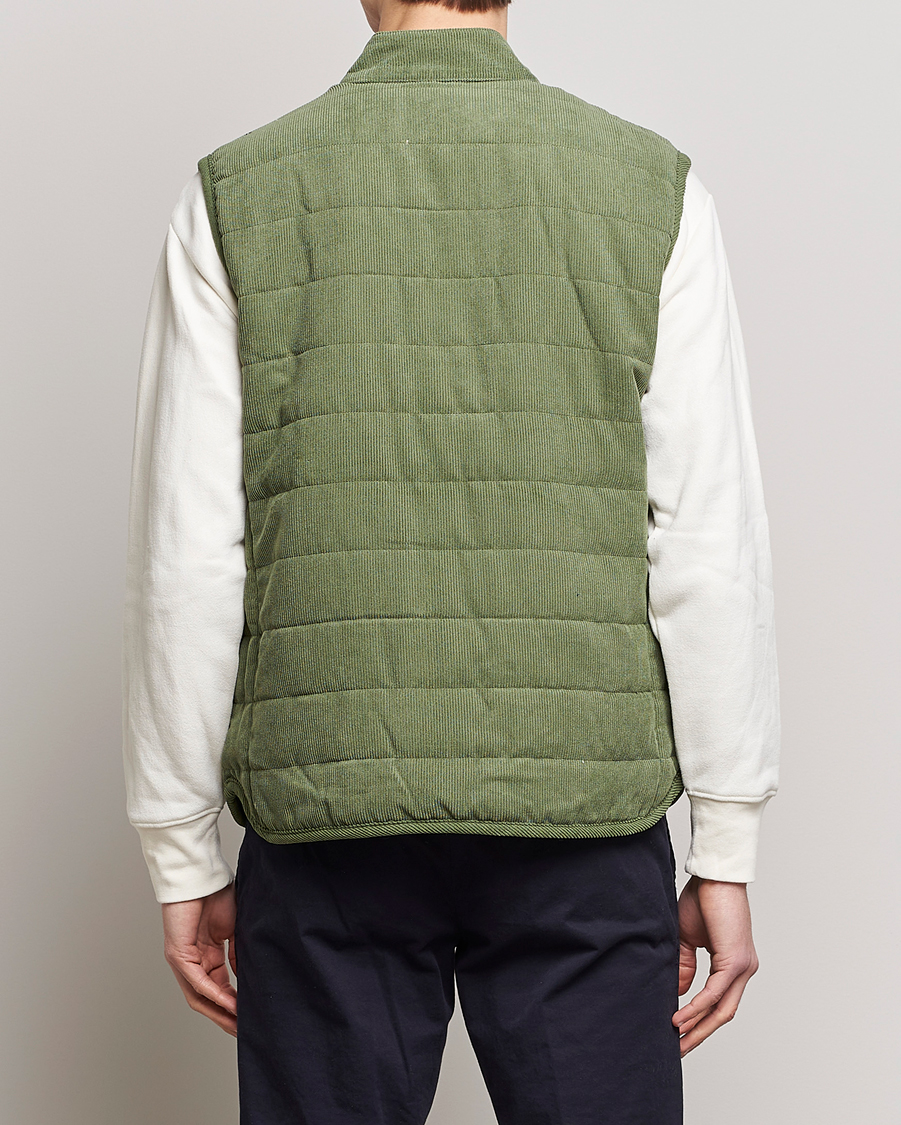 Uomini | Gilet | Morris | Woburn Baby Cord Vest Sage Green