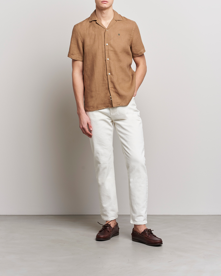 Uomini | Camicie | Morris | Douglas Linen Short Sleeve Shirt Khaki Brown