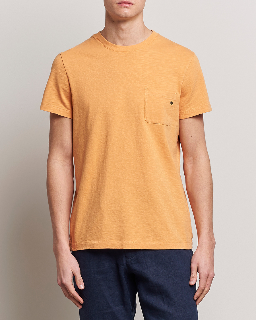 Uomini | T-shirt | Morris | Lily Slub Pocket Crew Neck Tee Orange