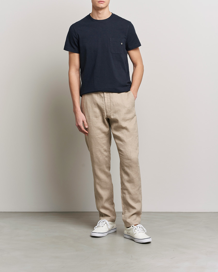 Uomini | T-shirt | Morris | Lily Slub Pocket Crew Neck Tee Navy