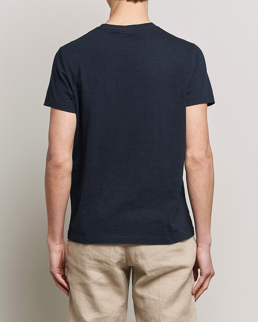 Uomini | T-shirt | Morris | Lily Slub Pocket Crew Neck Tee Navy