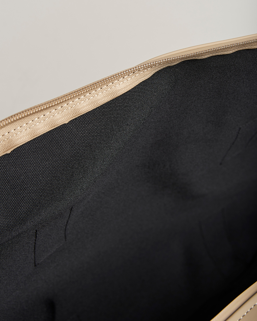 Uomini | RAINS Weekendbag Sand | RAINS | Weekendbag Sand