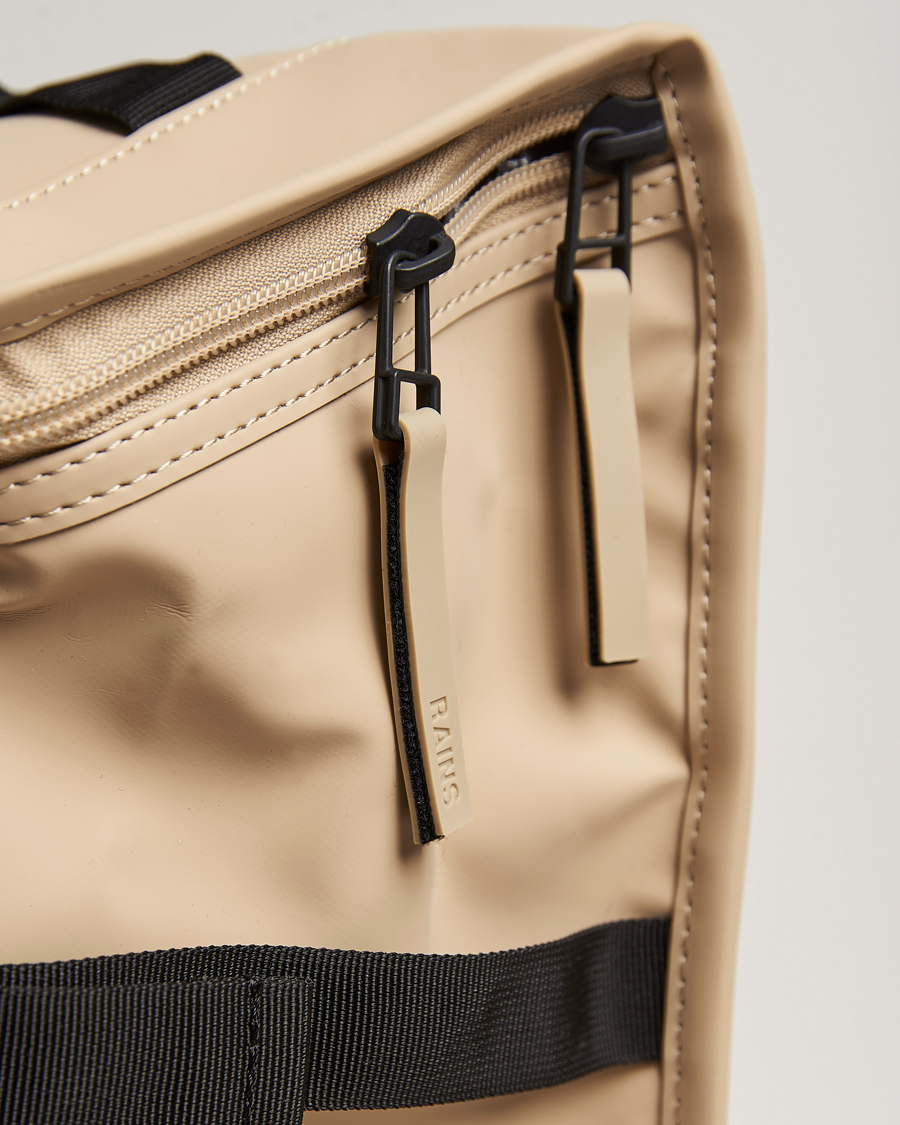 Uomini | RAINS Trail Mountaineer Backpack Sand | RAINS | Trail Mountaineer Backpack Sand