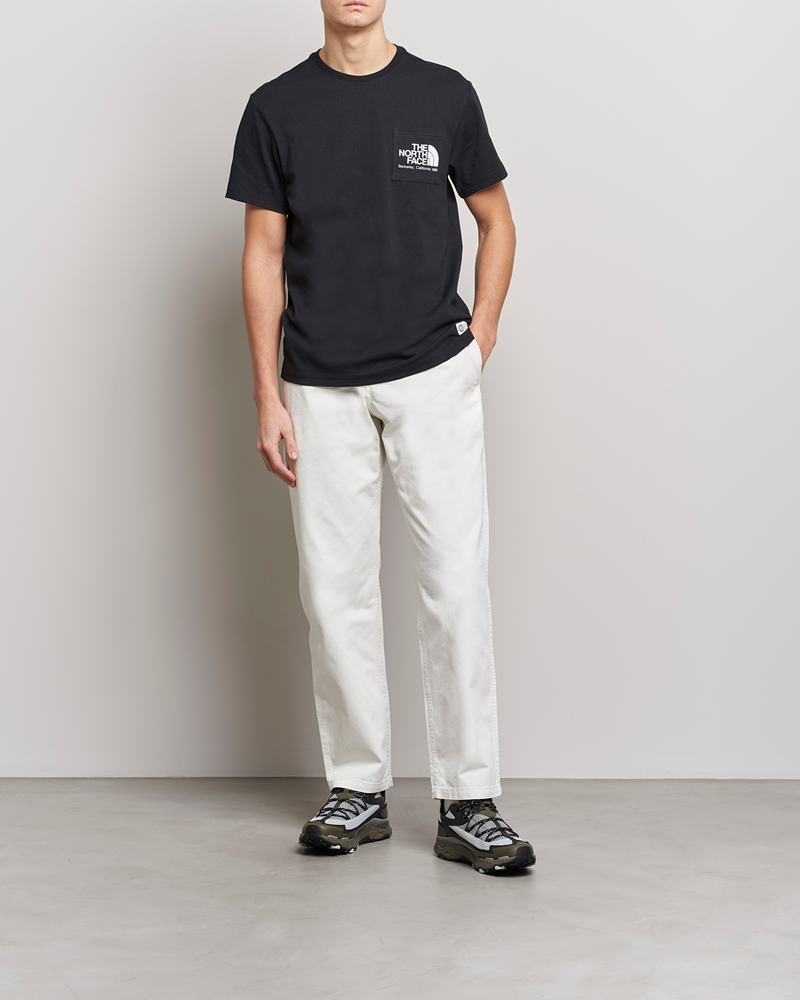 Uomini | T-shirt | The North Face | Heritage Berkley T-Shirt Black