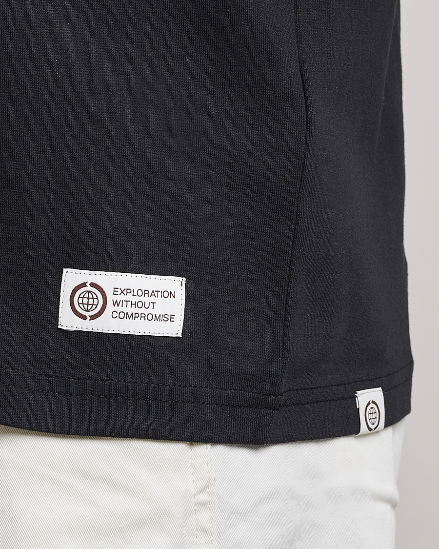 Uomini | T-shirt | The North Face | Heritage Berkley T-Shirt Black