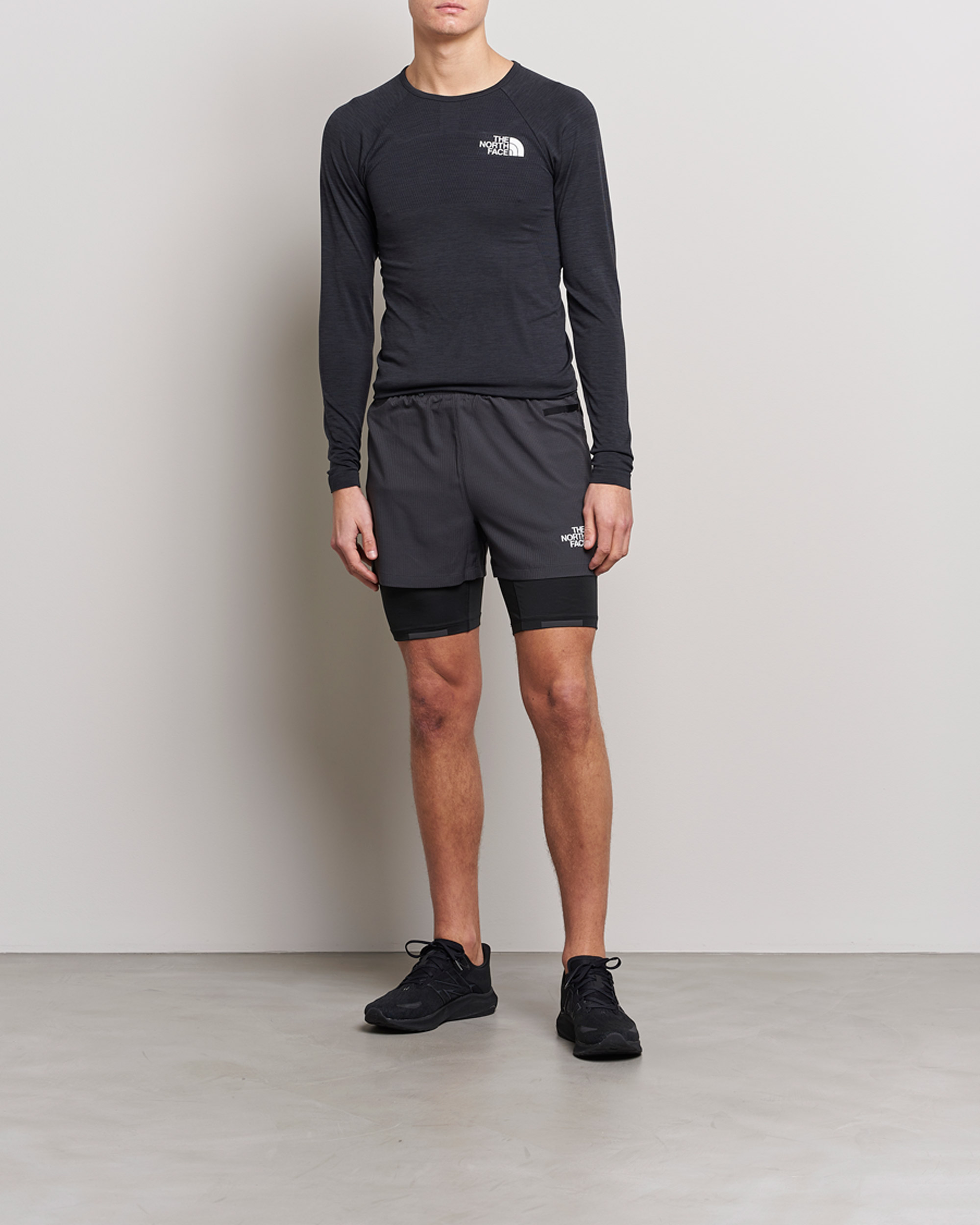 Uomini | Pantaloncini | The North Face | Mountain Athletics Dual Shorts Black/Asphalt