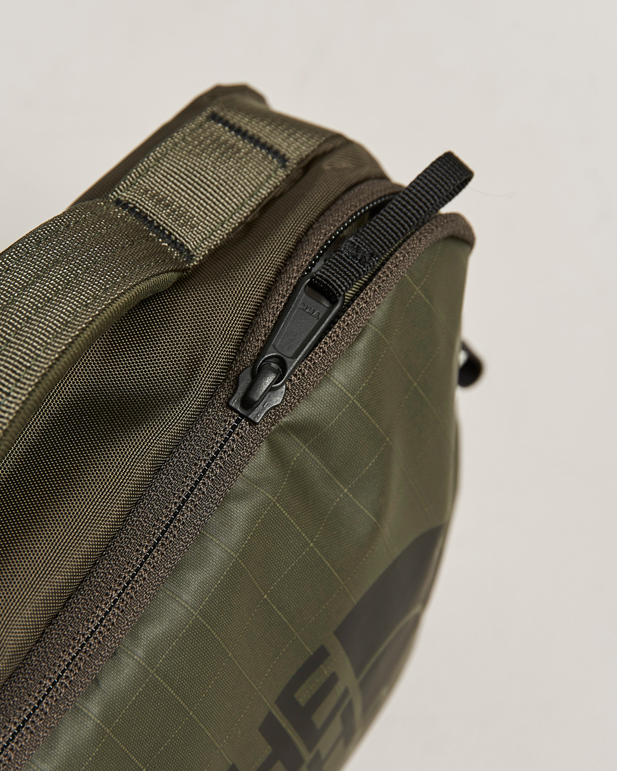 Uomini | The North Face Voyager Wash Bag New Taupe Green | The North Face | Voyager Wash Bag New Taupe Green