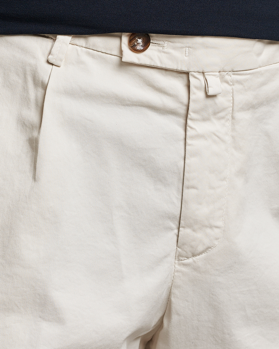 Uomini | Pantaloncini | Briglia 1949 | Pleated Cotton Shorts Cream