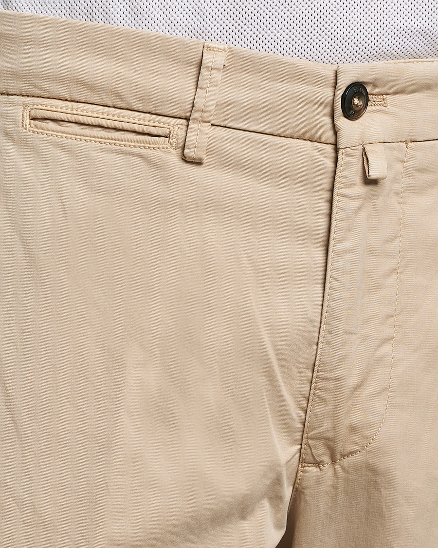 Uomini | Pantaloni | Briglia 1949 | Tapered Fit Cotton Twill Stretch Chinos Beige