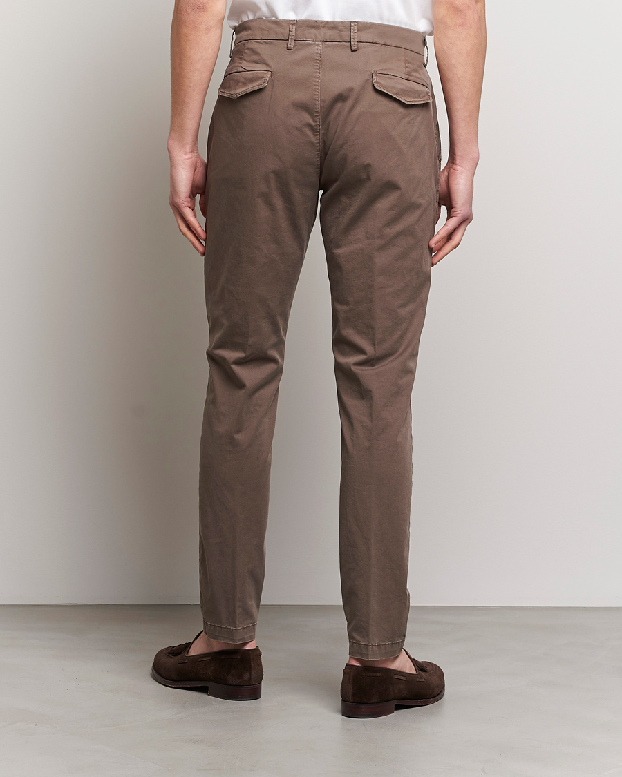 Uomini | Pantaloni | Briglia 1949 | Tapered Fit Cotton Twill Stretch Chinos Brown