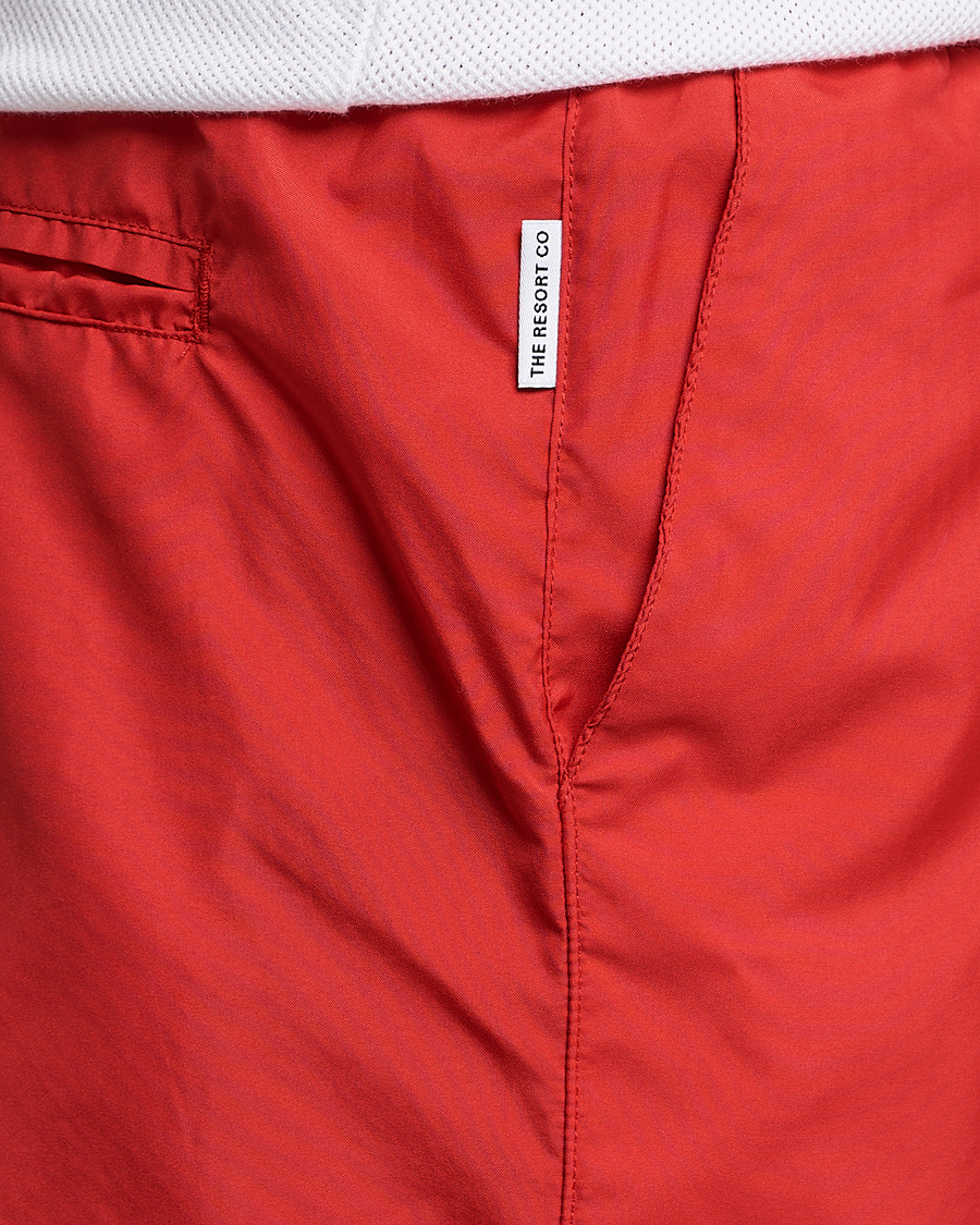 Uomini | Costumi da bagno | The Resort Co | Classic Swimshorts Ruby Red