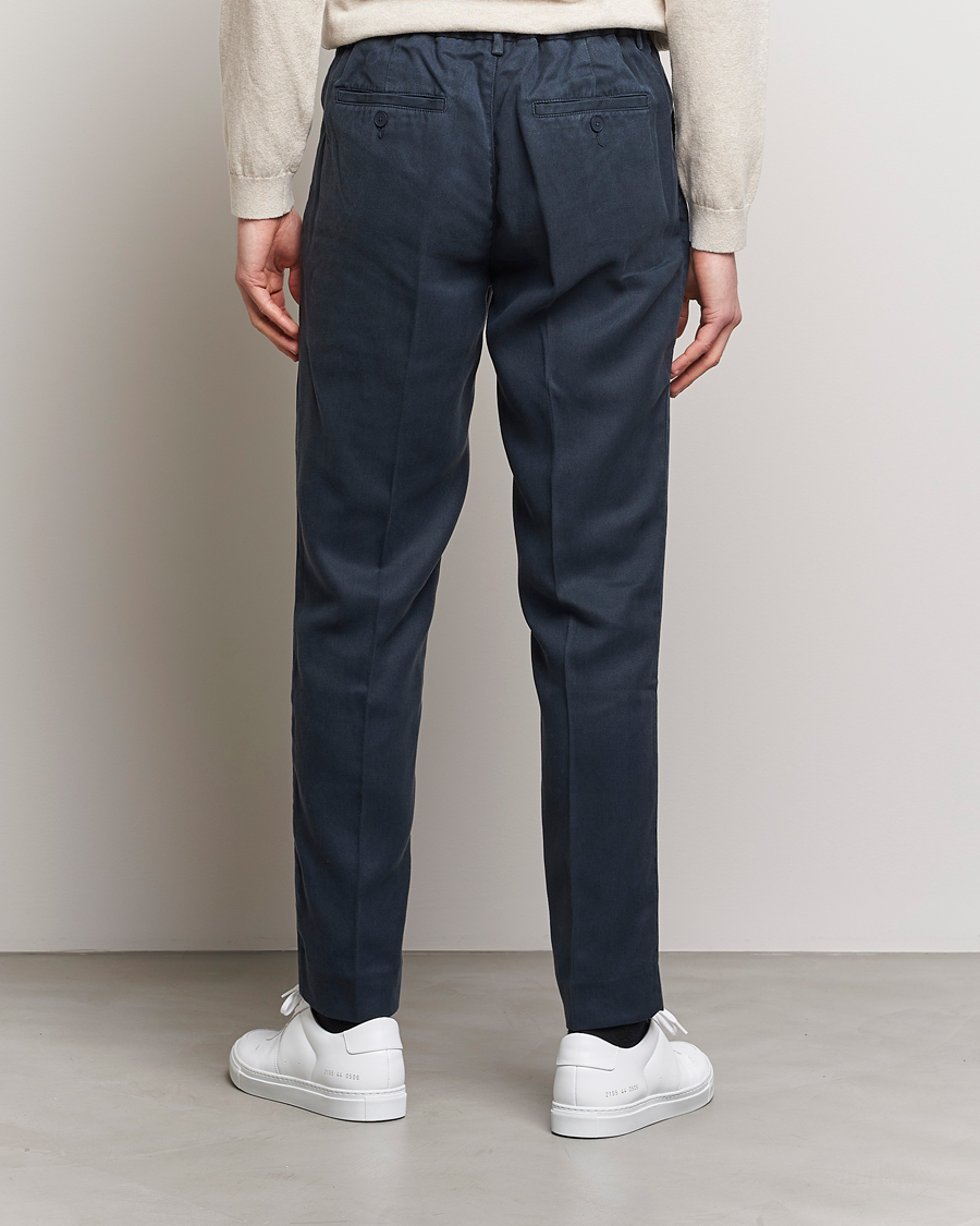 Uomini | Pantaloni | A Day's March | Smart Trouser Tencel Navy