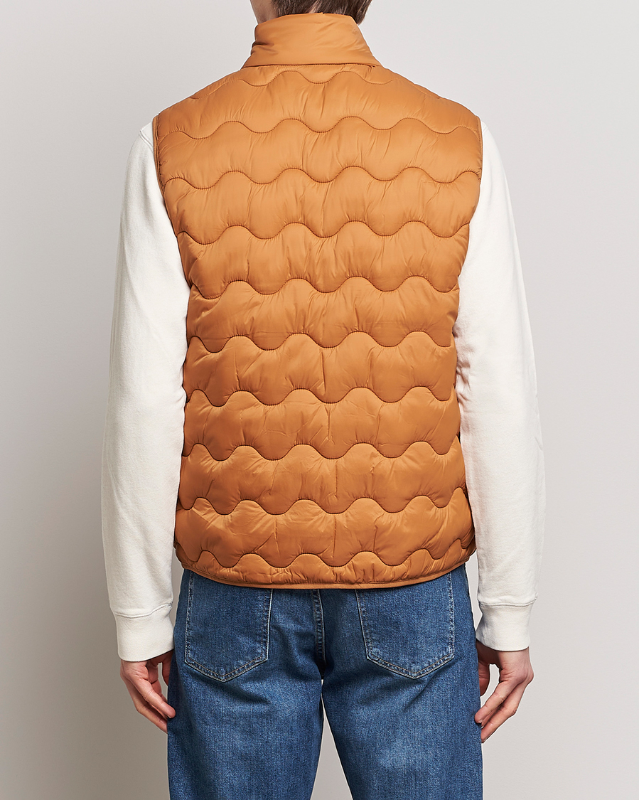 Uomini | Gilet | Lyle & Scott | Crest Quilted Gilet Vest Salt Burne