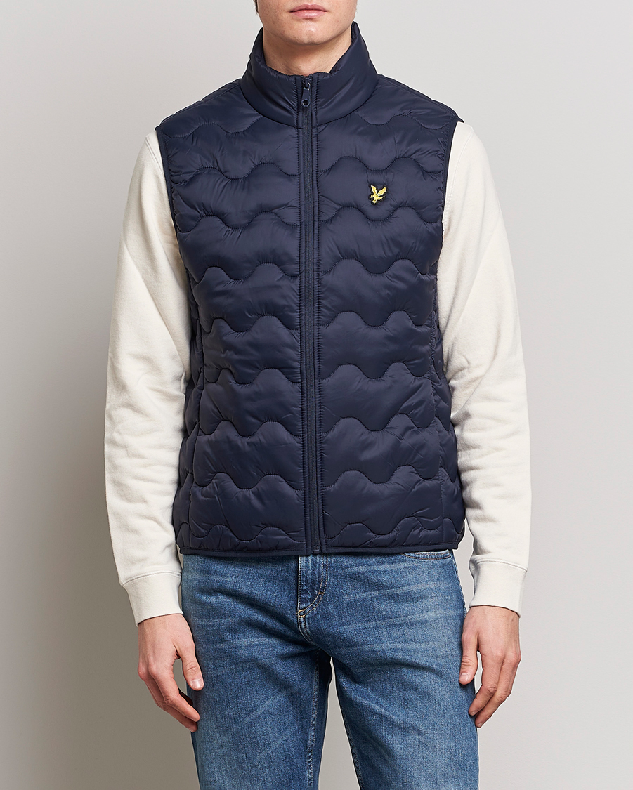 Uomini | Gilet | Lyle & Scott | Crest Quilted Gilet Vest Dark Navy