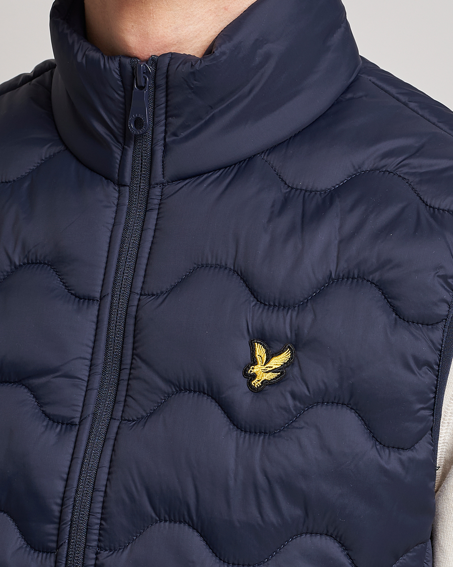 Uomini | Gilet | Lyle & Scott | Crest Quilted Gilet Vest Dark Navy