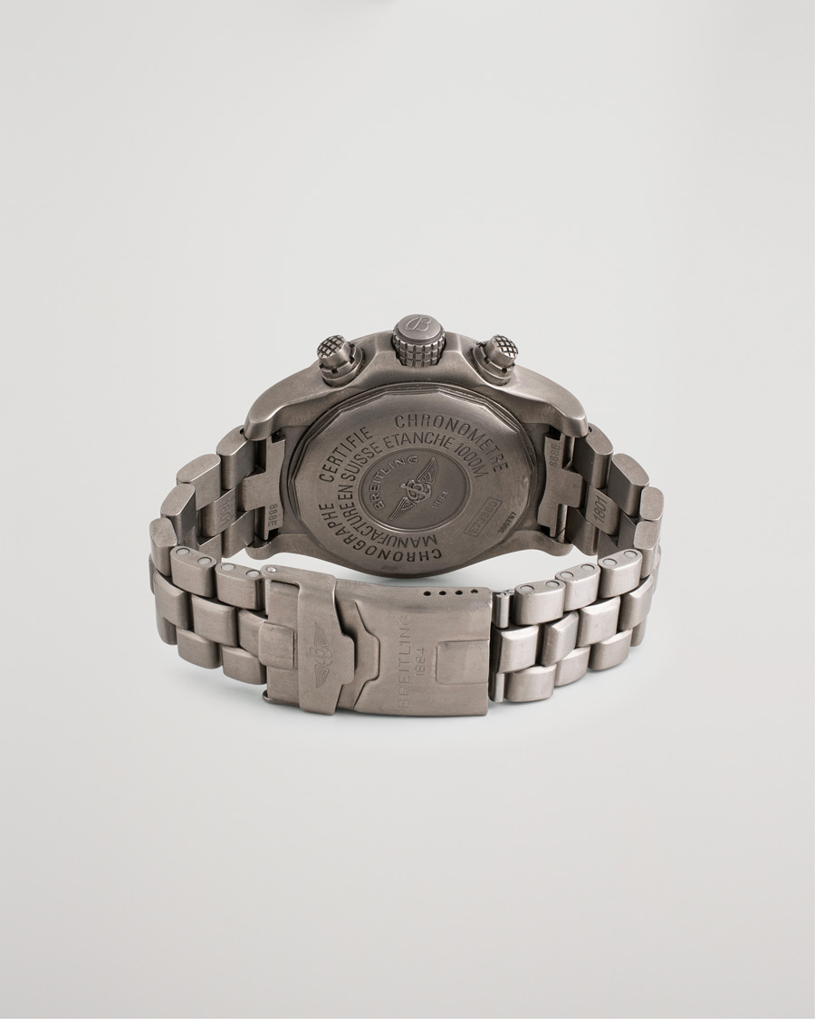 Uomini | Pre-Owned & Vintage Watches | Breitling Pre-Owned | AvengerM1 E73360 Titan Blue