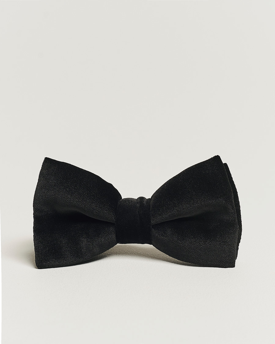 Uomini | Eton Pre-Tied Velvet Bow Tie Black | Eton | Pre-Tied Velvet Bow Tie Black