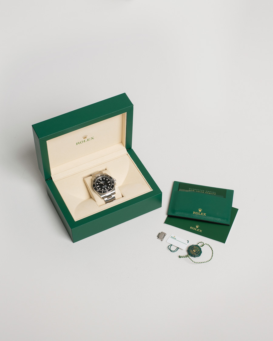 Uomini | Pre-Owned & Vintage Watches | Rolex Pre-Owned | Submariner 124060 Oyster Perpetual Steel Black