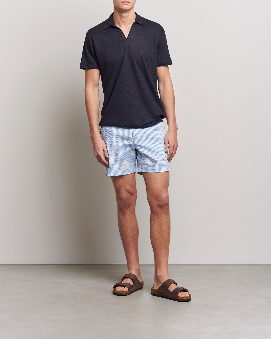 Uomini | Costumi da bagno | Orlebar Brown | Bulldog Classic Stripe Swimshorts White/Light Island Sky