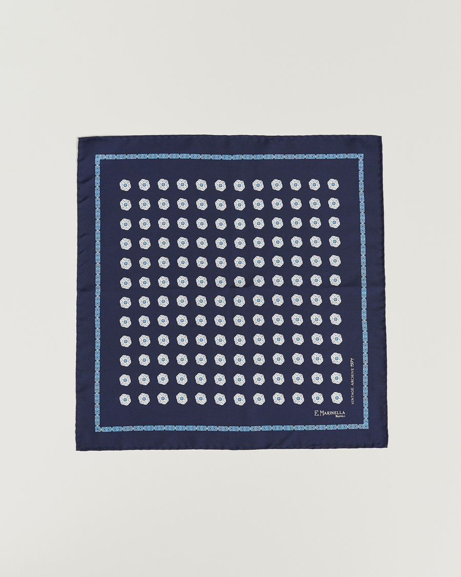 Uomini | E. Marinella Printed Silk Pocket Square Navy | E. Marinella | Printed Silk Pocket Square Navy