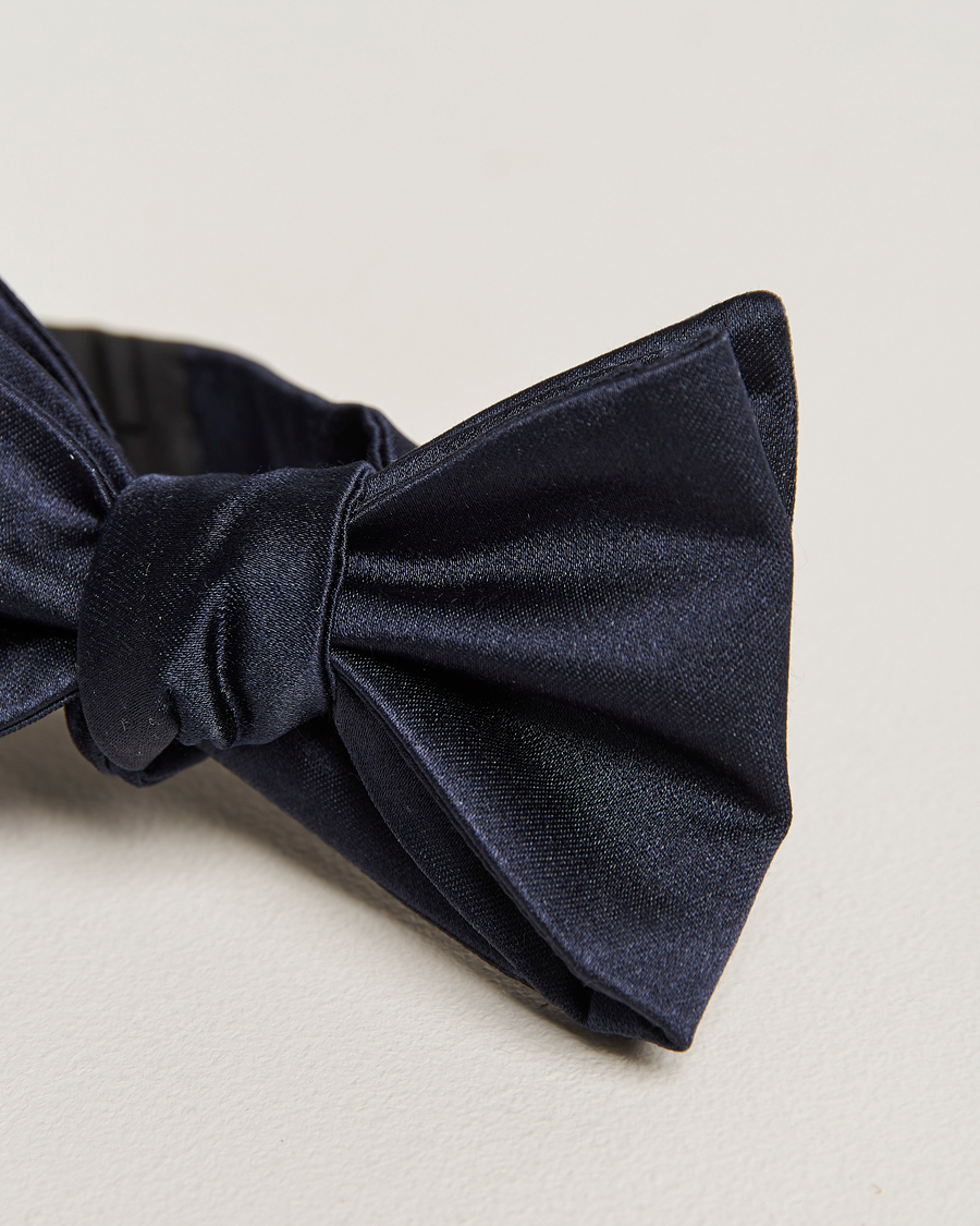 Uomini | E. Marinella Silk Bow Tie Navy Satin | E. Marinella | Silk Bow Tie Navy Satin