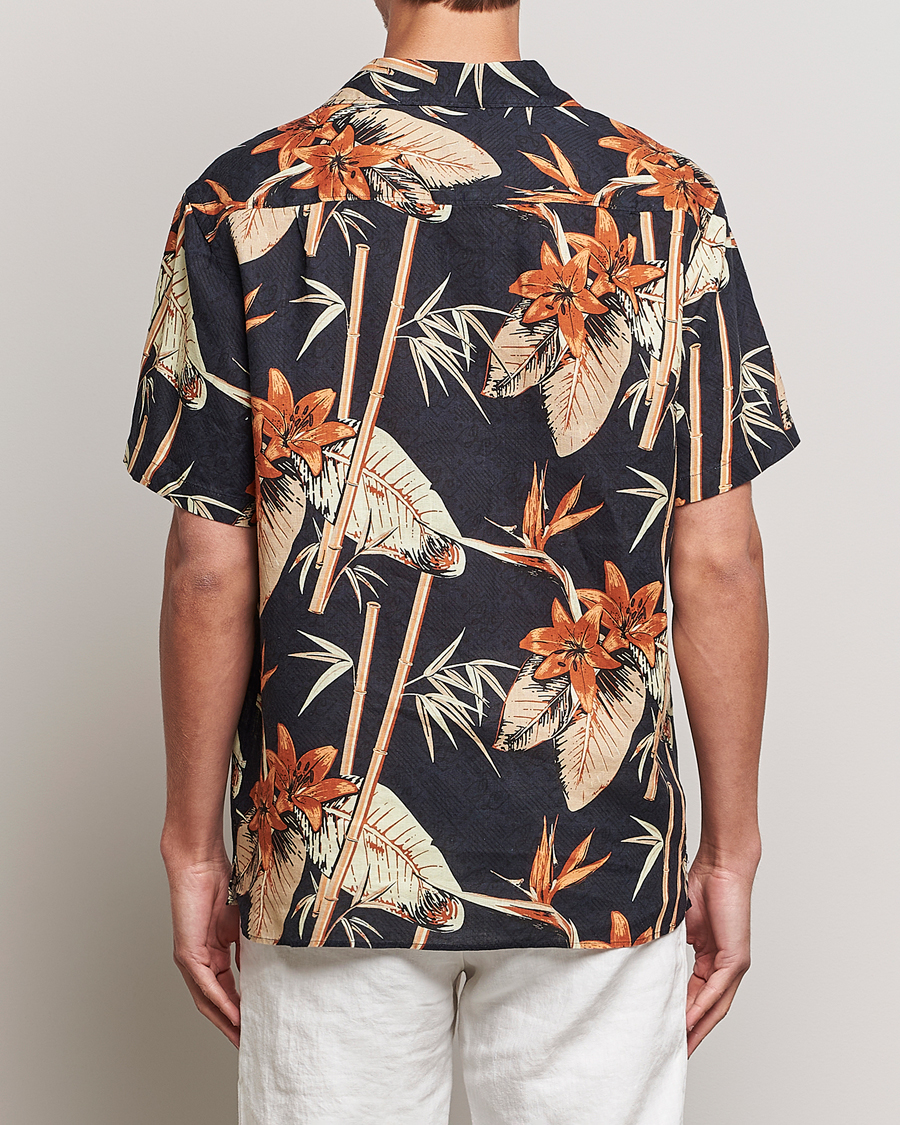 Uomini | Camicie | J.Lindeberg | Elio Tropical Print Short Sleeve Shirt Navy