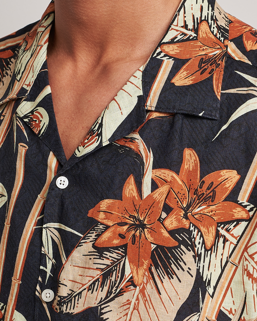 Uomini | Camicie | J.Lindeberg | Elio Tropical Print Short Sleeve Shirt Navy