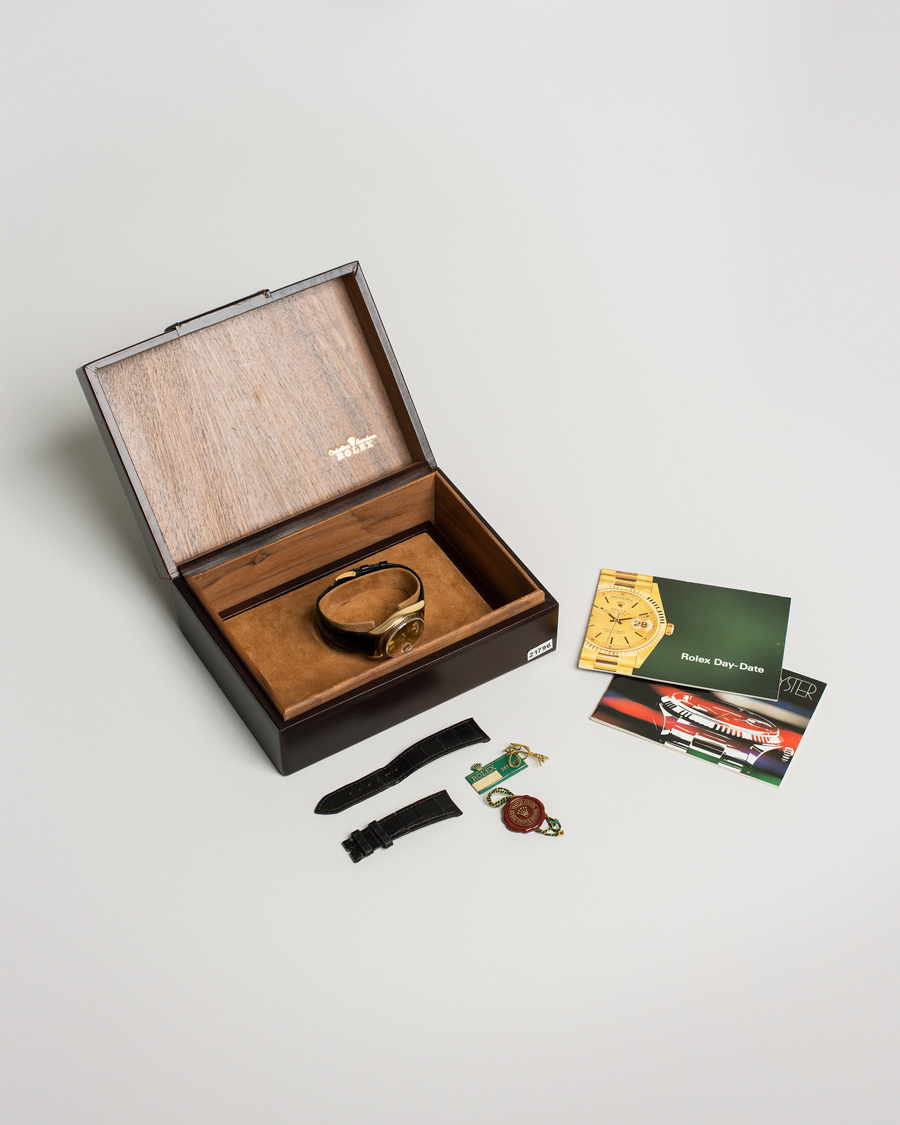 Uomini | Pre-Owned & Vintage Watches | Rolex Pre-Owned | Day Date 18038