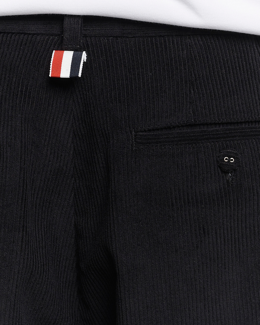 Uomini | Pantaloni | Thom Browne | Straight Cropped Corduroy Trousers Black