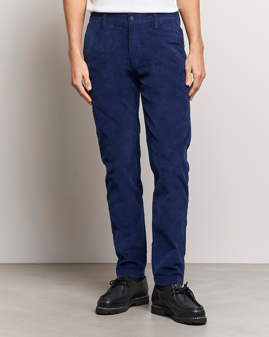 Uomini | Pantaloni | Levi's | Garment Dyed Stretch Corduroy Chino Ocean Cavern