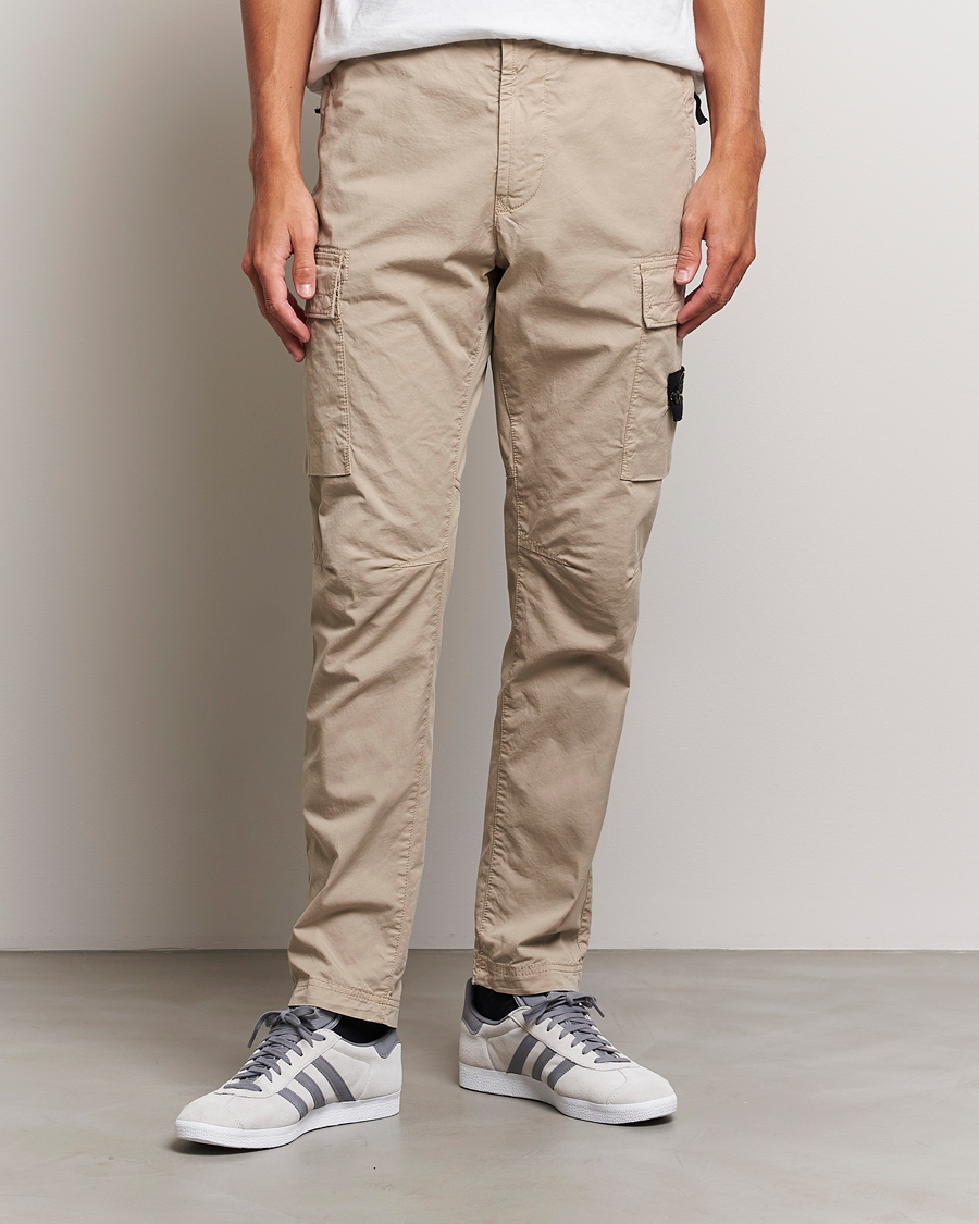 Uomini | Pantaloni | Stone Island | Stretch Cotton Gabardine Trousers Sand