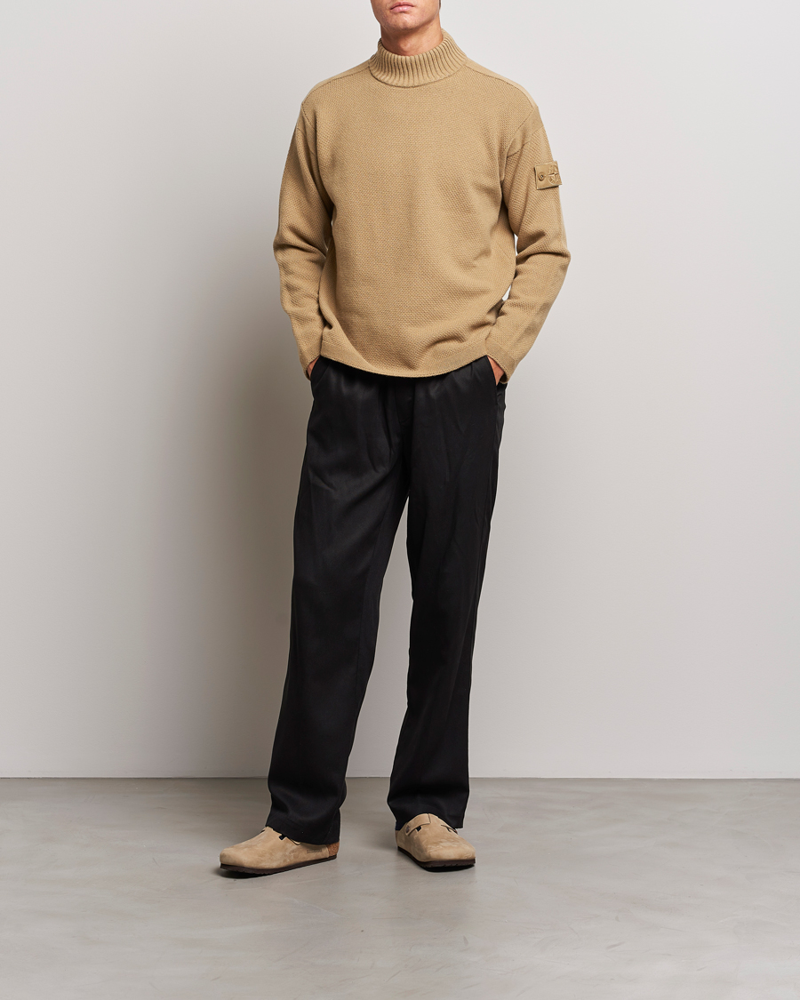 Uomini | Maglieria | Stone Island | Ghost Piece Geelong Wool Turtleneck Dark Beige