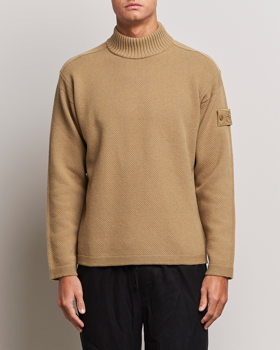 Uomini | Maglieria | Stone Island | Ghost Piece Geelong Wool Turtleneck Dark Beige